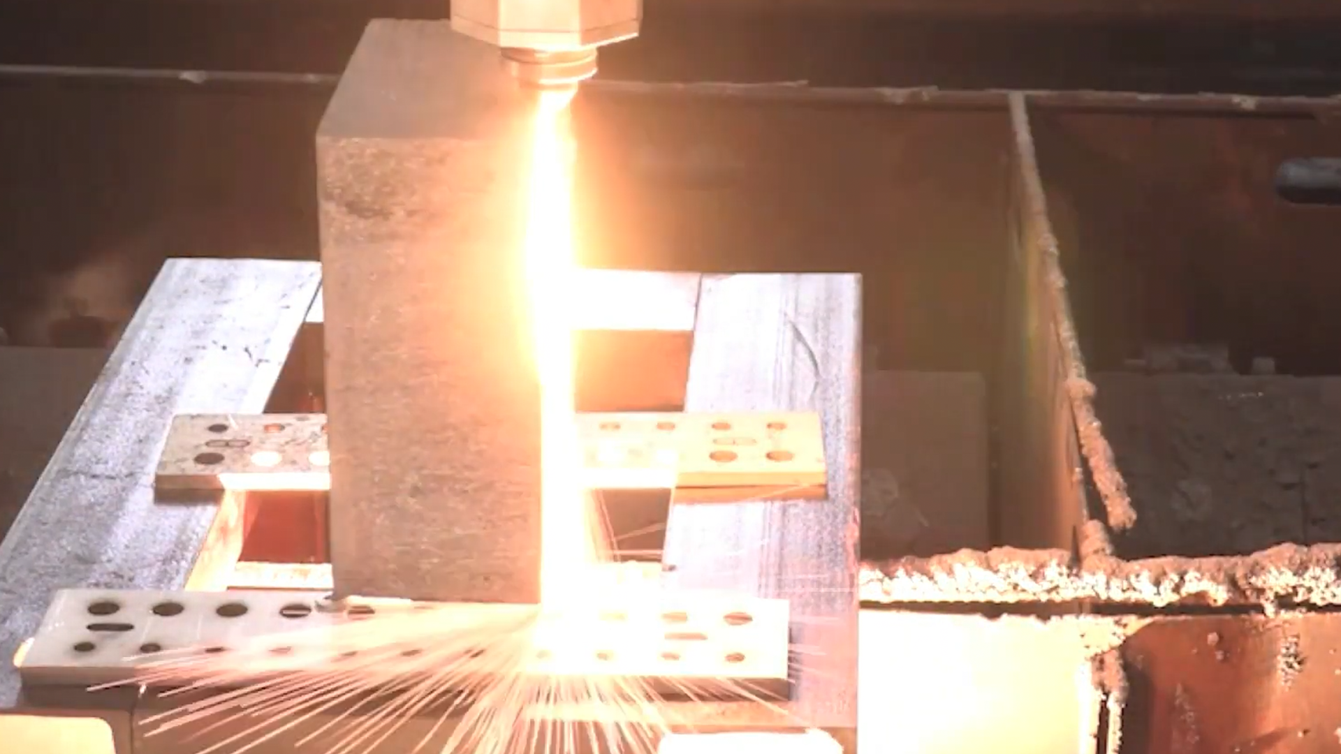 Han’sLaser Эксперт Металлообработка ru-metal.ru Han’sLaser Эксперт Металлообработка ru-metal.ru